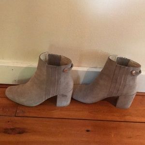 Zara Suede retro ankle bootie